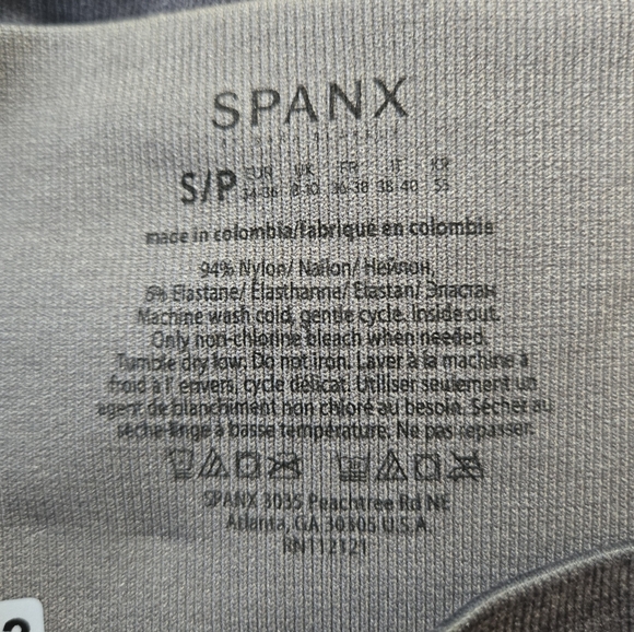 Spanx Cropped Camo Leggings - Picture 3 of 4